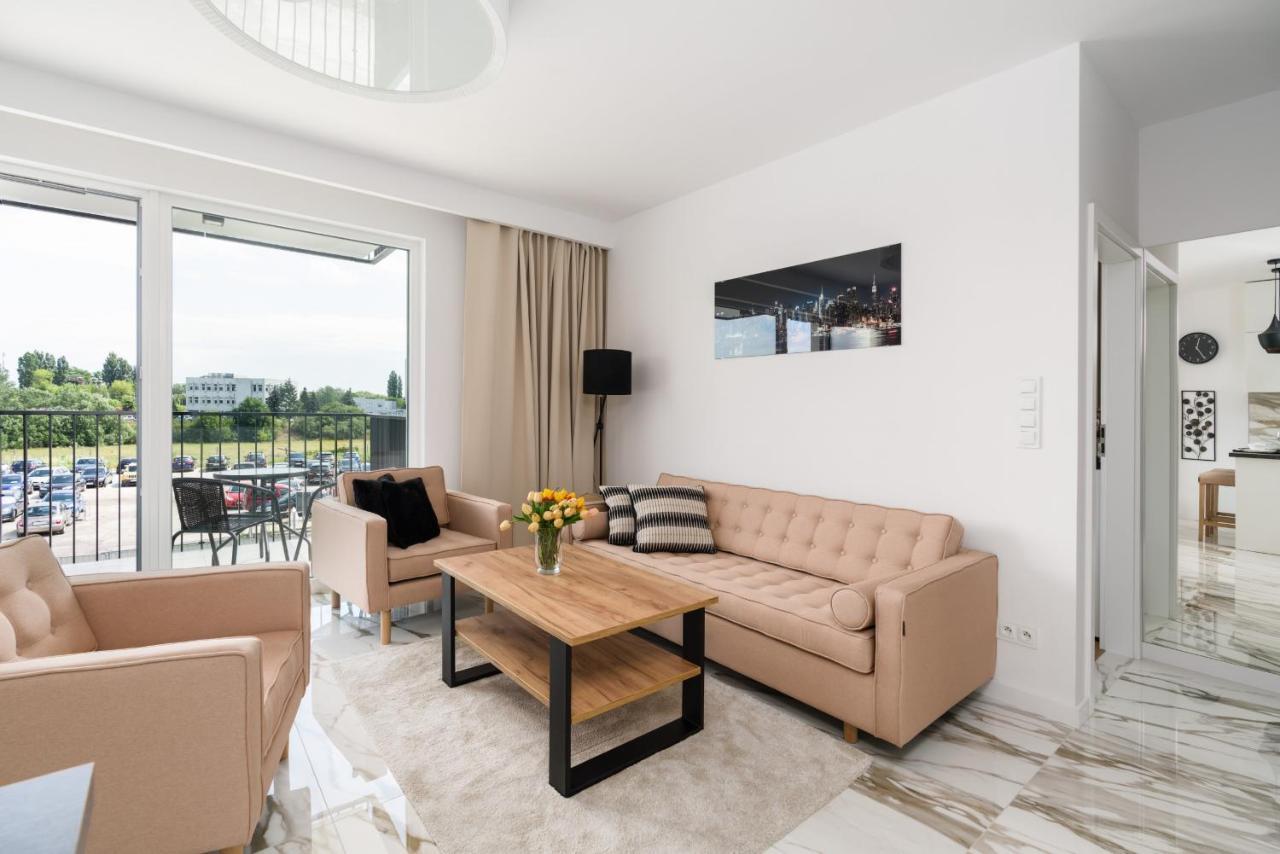 Esencja Apartments With Free Parking Garbary 104 By Noclegi Renters Poznań Buitenkant foto