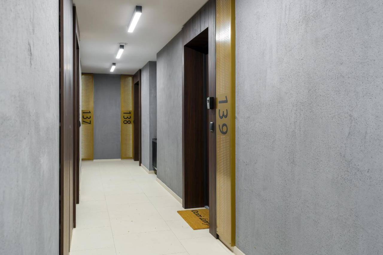 Esencja Apartments With Free Parking Garbary 104 By Noclegi Renters Poznań Buitenkant foto