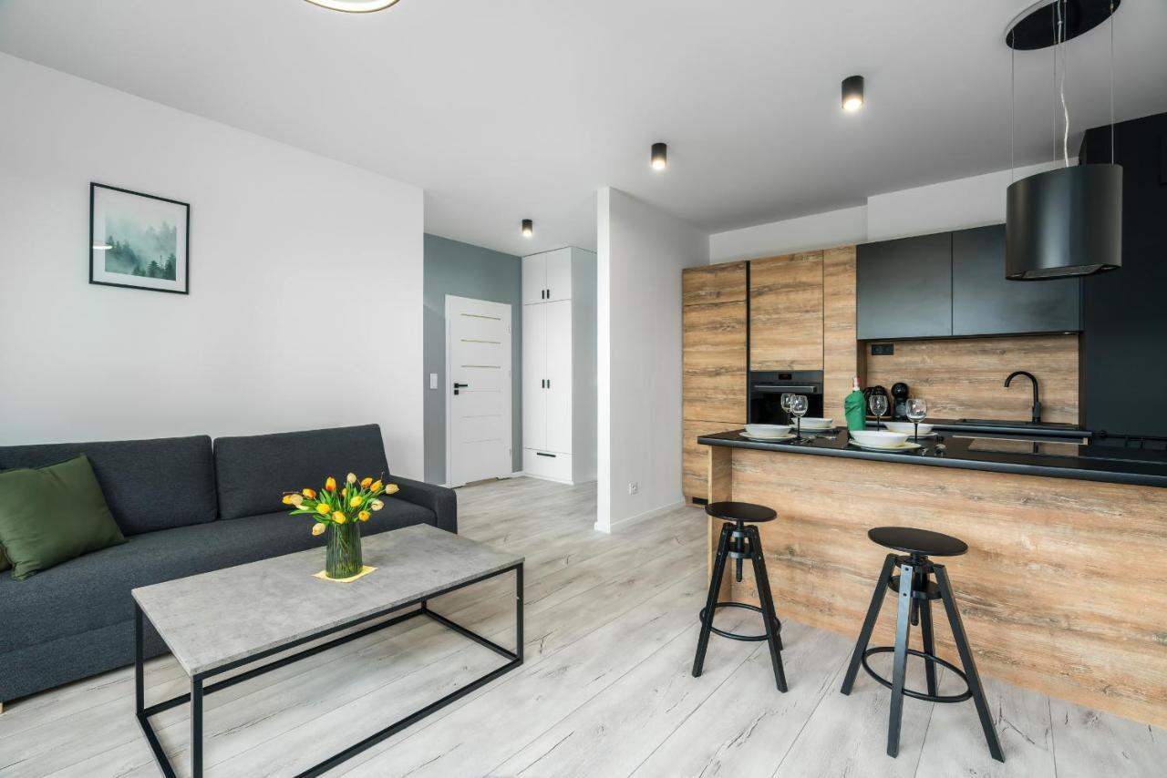 Esencja Apartments With Free Parking Garbary 104 By Noclegi Renters Poznań Buitenkant foto