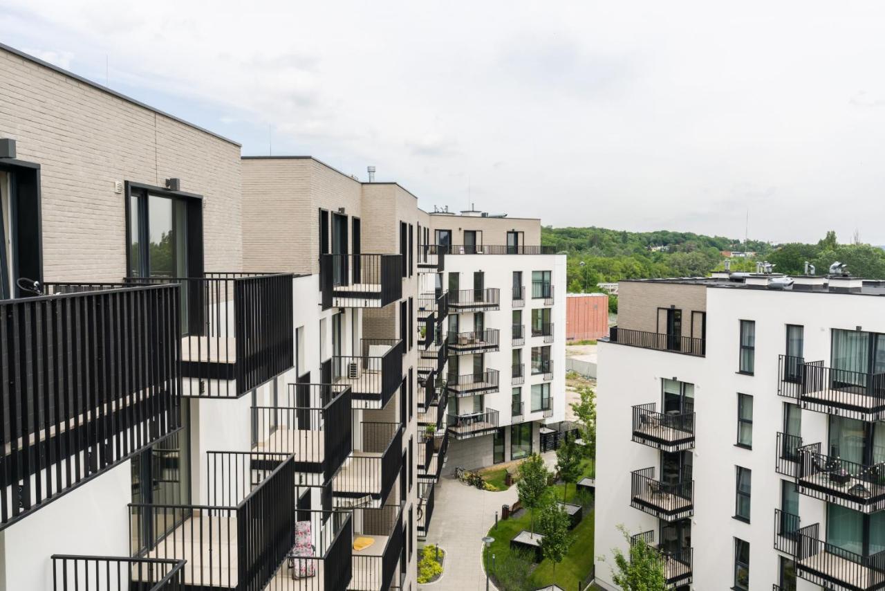 Esencja Apartments With Free Parking Garbary 104 By Noclegi Renters Poznań Buitenkant foto