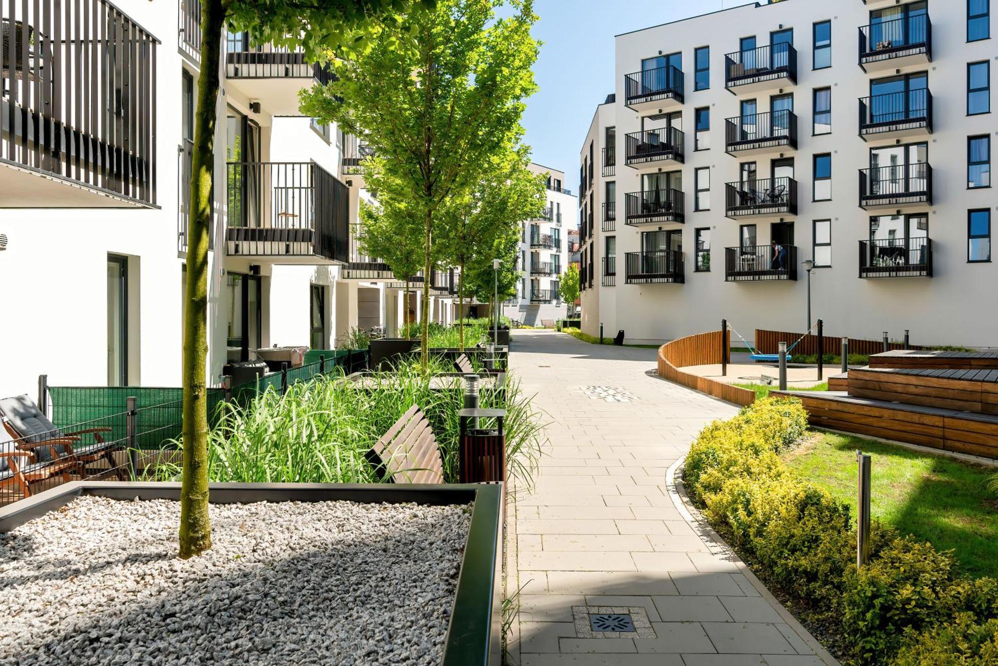 Esencja Apartments With Free Parking Garbary 104 By Noclegi Renters Poznań Buitenkant foto